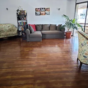  Nocleg ze śniadaniem Casa Compartida Weyler